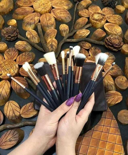 Makeup Brushes Set - Pack Of 15